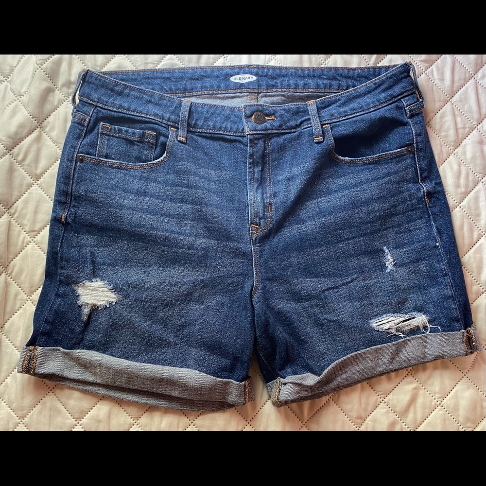 Old navy denim distressed shorts size 12